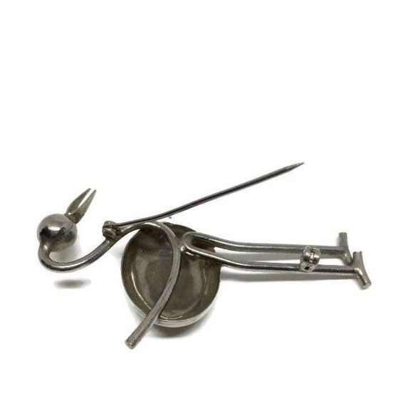 Whimsical Large Silver Tone Flamingo Brooch - Picture 6 of 8